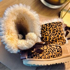UGG Exotic Bailey Bow II Classic Boot -Size 8 Toddler
